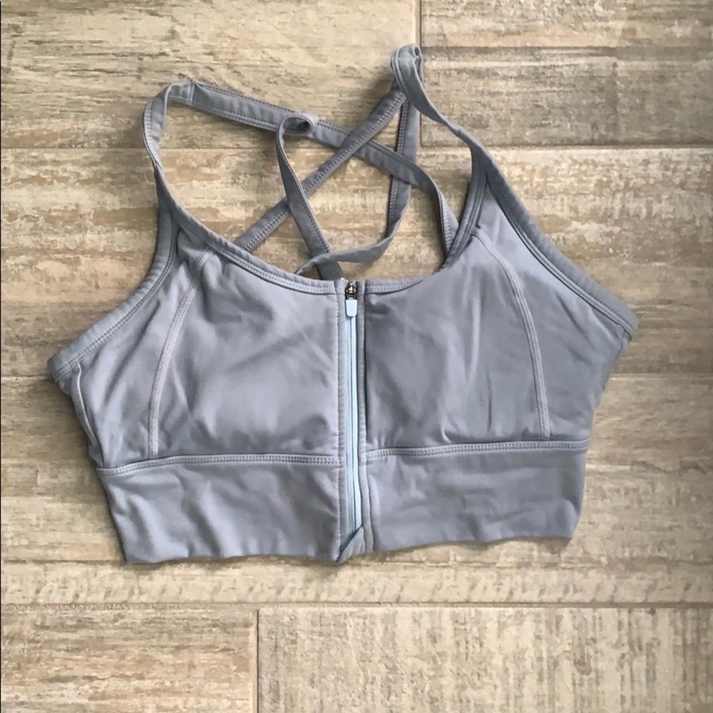 Balance Athletica Revive Bra Powder Blue
sz medium